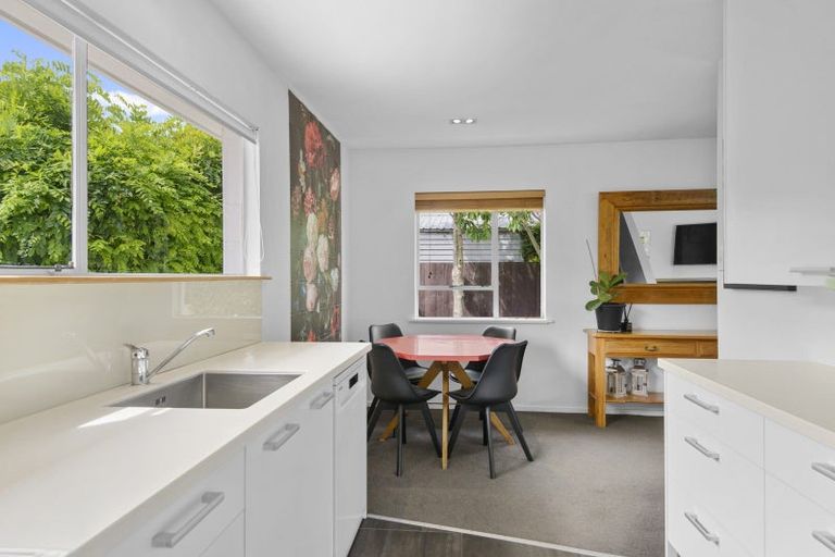 Photo of property in 2/38 Clare Road, St Albans, Christchurch, 8014