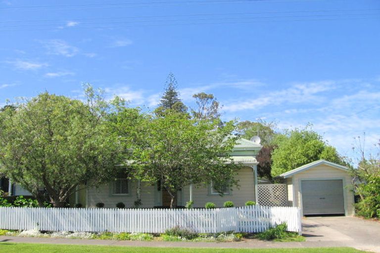 Photo of property in 17 Mangapapa Road, Mangapapa, Gisborne, 4010