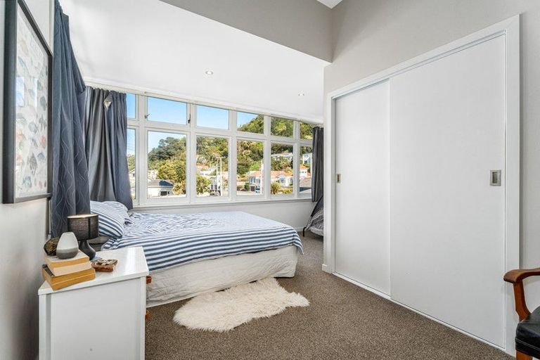 Photo of property in 38 Rua Street, Lyall Bay, Wellington, 6022