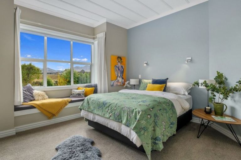 Photo of property in 2 Hidden Hills Drive, Wanaka, 9305