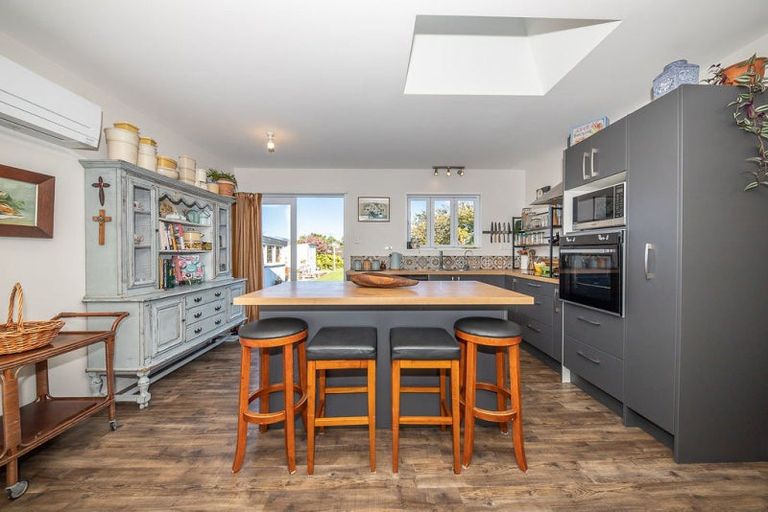 Photo of property in 14 Coates Street, Westport, 7825