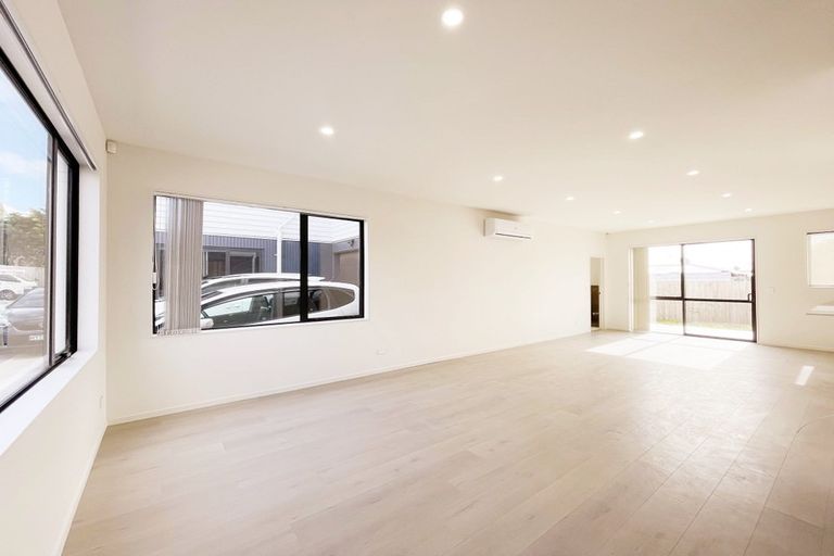 Photo of property in 6a Geordie Street, Henderson, Auckland, 0612
