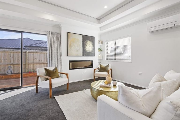 Photo of property in 7 Dianthus Place, Wigram, Christchurch, 8025