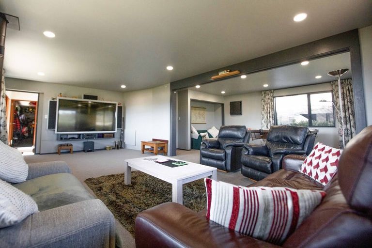 Photo of property in 59 James Drive, Diamond Harbour,  8971