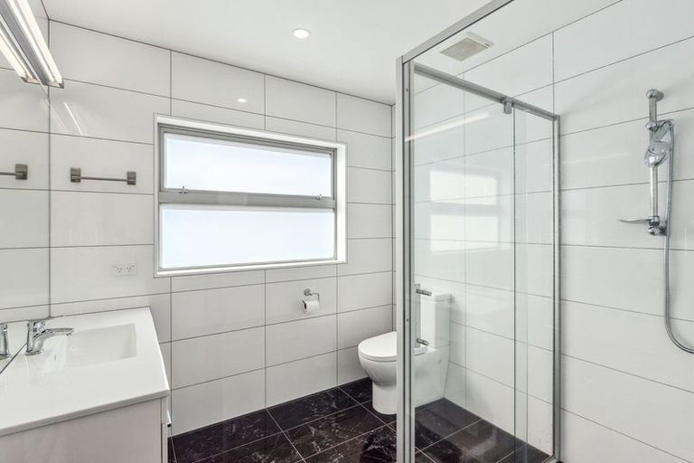 Photo of property in 15 Taranui Way, Paraparaumu Beach, Paraparaumu, 5032