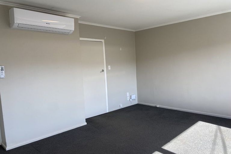 Photo of property in 35 Dunns Street, Silverstream, Upper Hutt, 5019