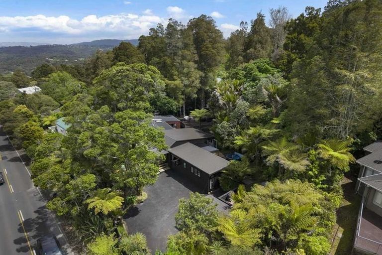 Photo of property in 3 Huia Road, Titirangi, Auckland, 0604