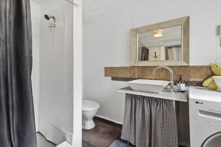 Photo of property in 7 Taylor Street, Brighton, Dunedin, 9035