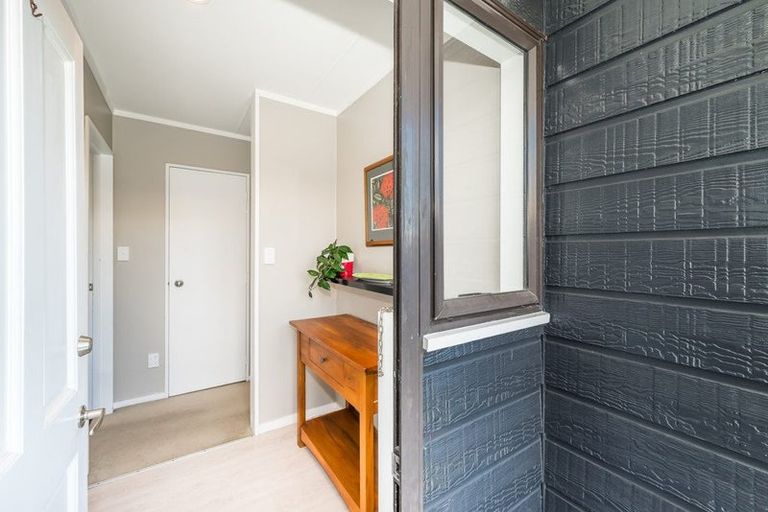 Photo of property in 11 Sunburst Court, Paraparaumu Beach, Paraparaumu, 5032