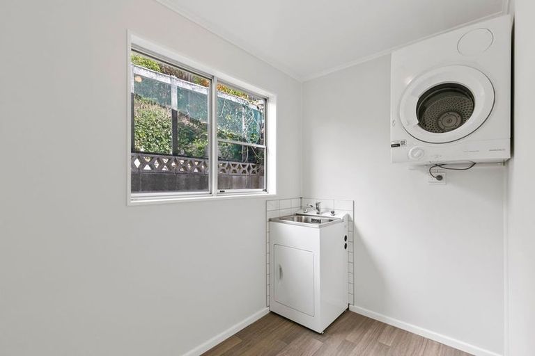 Photo of property in 97 Glanmire Road, Newlands, Wellington, 6037