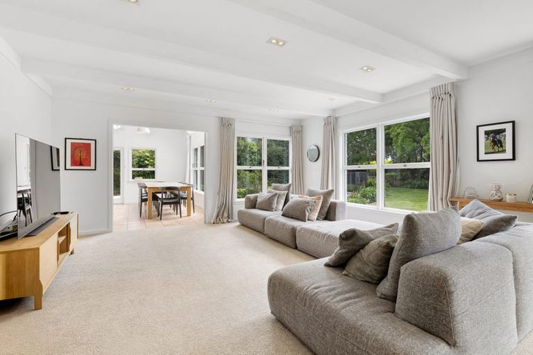 Photo of property in 3 Ashdale Lane, Strowan, Christchurch, 8052