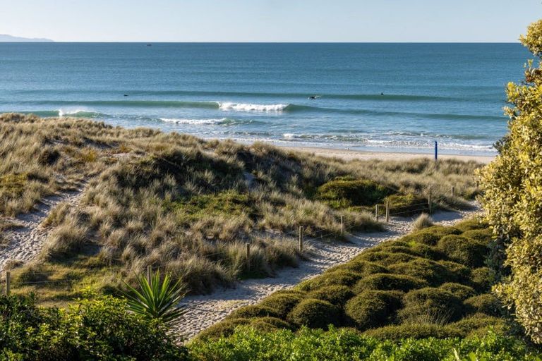 Photo of property in 323c Oceanbeach Road, Mount Maunganui, 3116