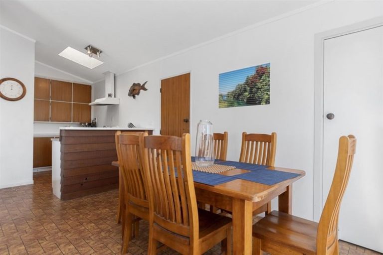 Photo of property in 4 Links Avenue, Mount Maunganui, 3116