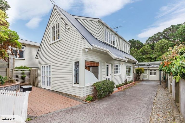 Photo of property in 10 Salisbury Avenue, Mount Cook, Wellington, 6021