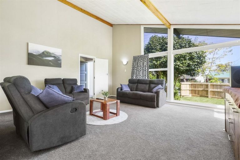 Photo of property in 18 Hooker Avenue, Chedworth, Hamilton, 3210