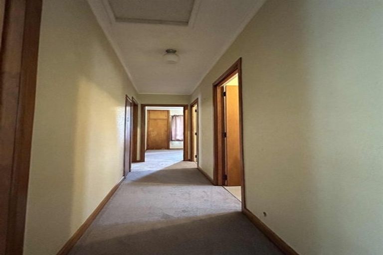 Photo of property in 58 Taikata Road, Te Atatu Peninsula, Auckland, 0610