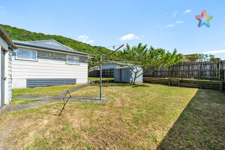 Photo of property in 38 Mcgowan Road, Wainuiomata, Lower Hutt, 5014