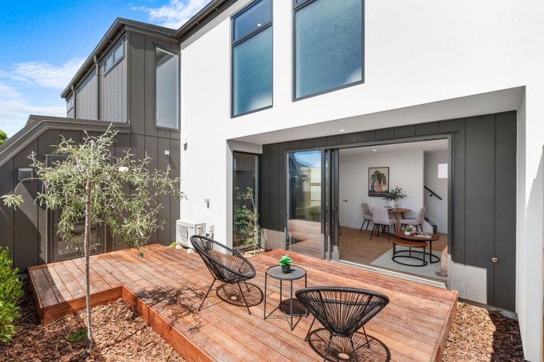 Photo of property in 3/5 Clarence Street South, Addington, Christchurch, 8024