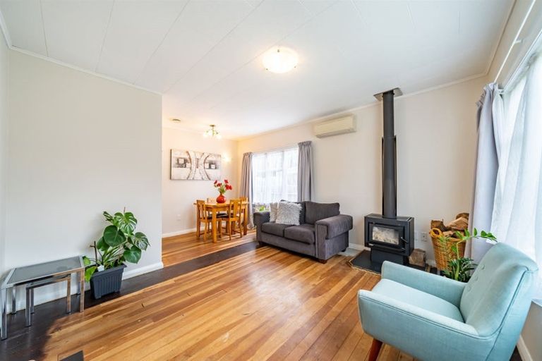 Photo of property in 32 Hyde Street, Wainuiomata, Lower Hutt, 5014