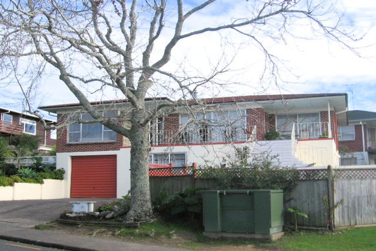 Photo of property in 10 Keegan Drive, Massey, Auckland, 0614