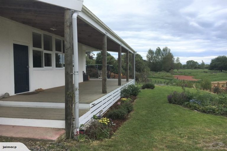 Photo of property in 2 Mcgreevy Street, Waipawa, 4210