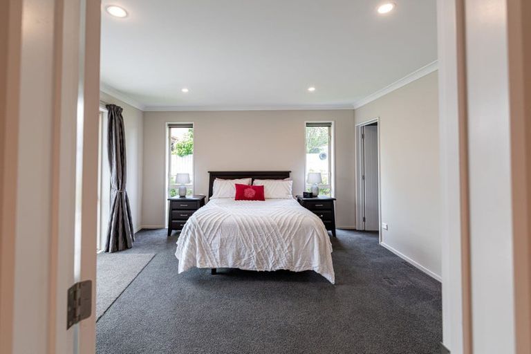 Photo of property in 27d Masefield Drive, Rolleston, 7614