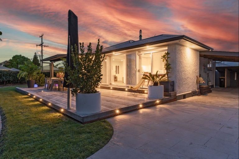 Photo of property in 25 Cambridge Terrace, Masterton, 5810