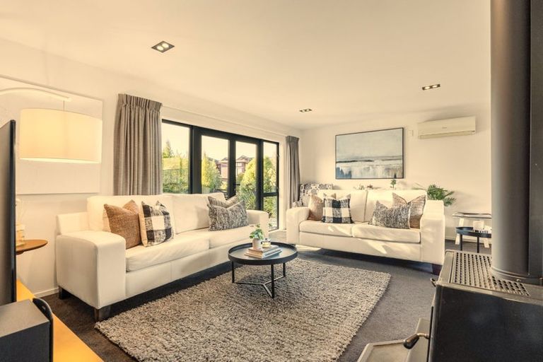 Photo of property in 65 Oregon Drive, Kelvin Heights, Queenstown, 9300
