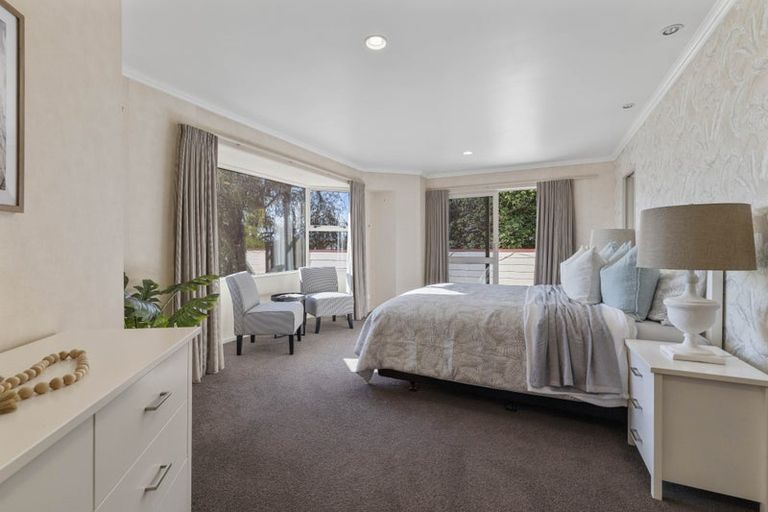 Photo of property in 333 Devon Street West, New Plymouth, 4310