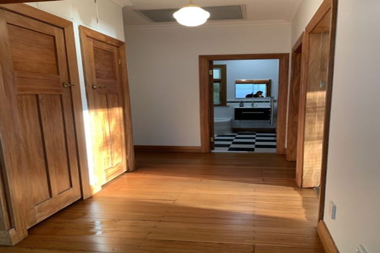 Photo of property in 9 Burrows Avenue, Karori, Wellington, 6012