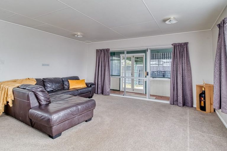 Photo of property in 16b Kilkee Terrace, Flaxmere, Hastings, 4120