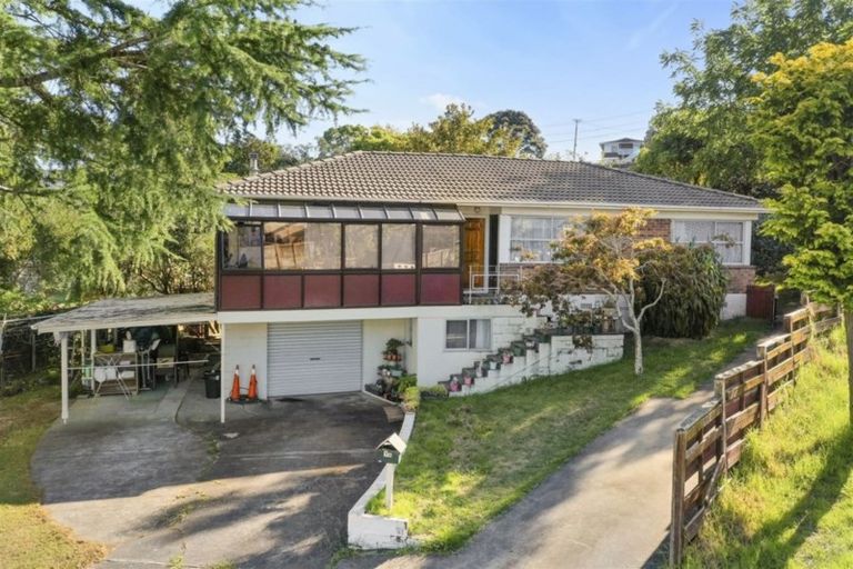 Photo of property in 11a Hamilton Place, Glenfield, Auckland, 0629