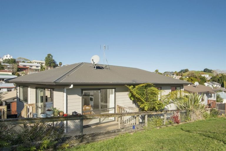 Photo of property in 62 Meander Drive, Welcome Bay, Tauranga, 3112