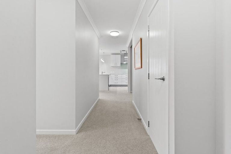 Photo of property in 63 Parkside Drive, Orewa, 0931