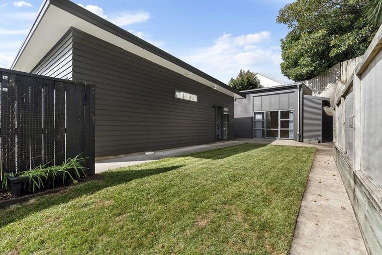 Photo of property in 14e Clinton Street, Fitzroy, New Plymouth, 4312