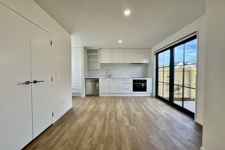 Photo of property in 3/35 Eversleigh Street, St Albans, Christchurch, 8014