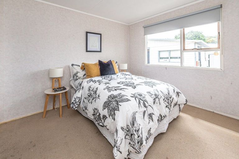 Photo of property in 25 Carson Street, Castlecliff, Whanganui, 4501