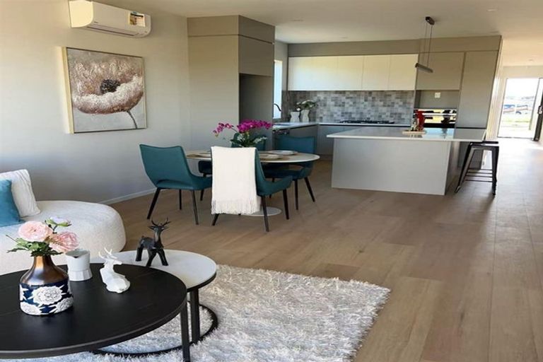 Photo of property in 29 Kaapehu Street, Karaka, 2578