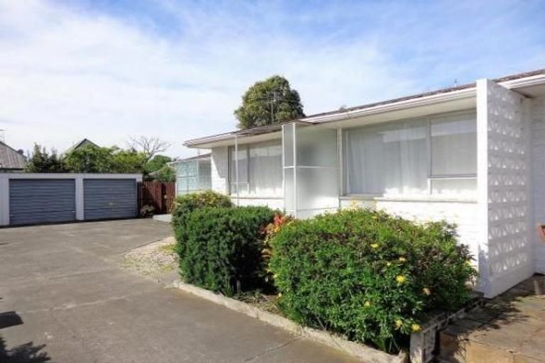 Photo of property in 2/537 Hereford Street, Linwood, Christchurch, 8011