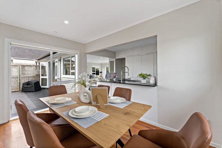 Photo of property in 1/28 Bleakhouse Road, Howick, Auckland, 2014