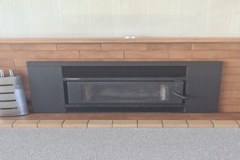 Photo of property in 1 East Street, Greytown, 5712