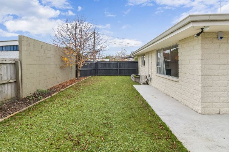 Photo of property in 2/125a Mackenzie Avenue, Woolston, Christchurch, 8023