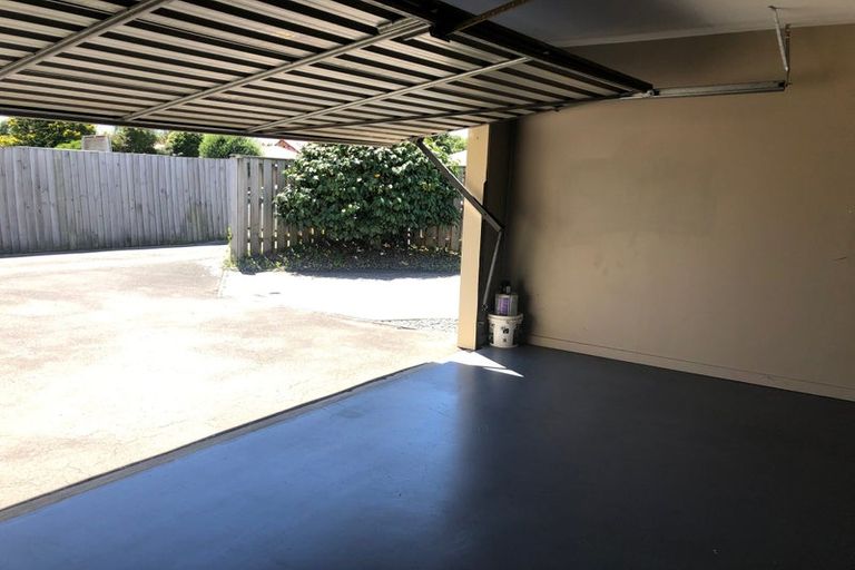 Photo of property in 72 Wharenui Road, Upper Riccarton, Christchurch, 8041