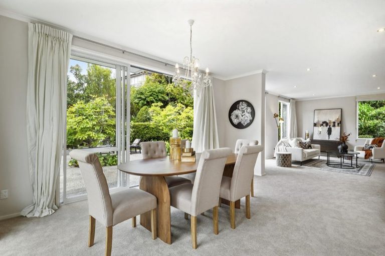 Photo of property in 47 English Oak Drive, Schnapper Rock, Auckland, 0632