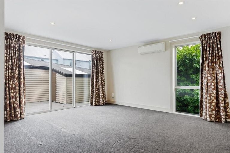 Photo of property in 3/966 Colombo Street, St Albans, Christchurch, 8014