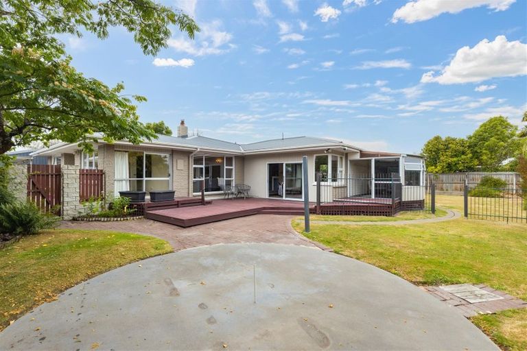 Photo of property in 320 Cranford Street, St Albans, Christchurch, 8052