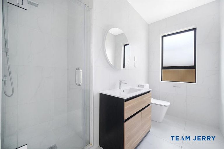 Photo of property in 49 Farranfore Road, Opaheke, Papakura, 2113