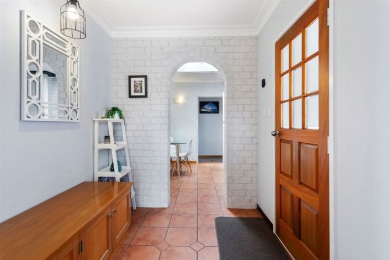 Photo of property in 27 Mokorua Parade, Whakatane, 3120