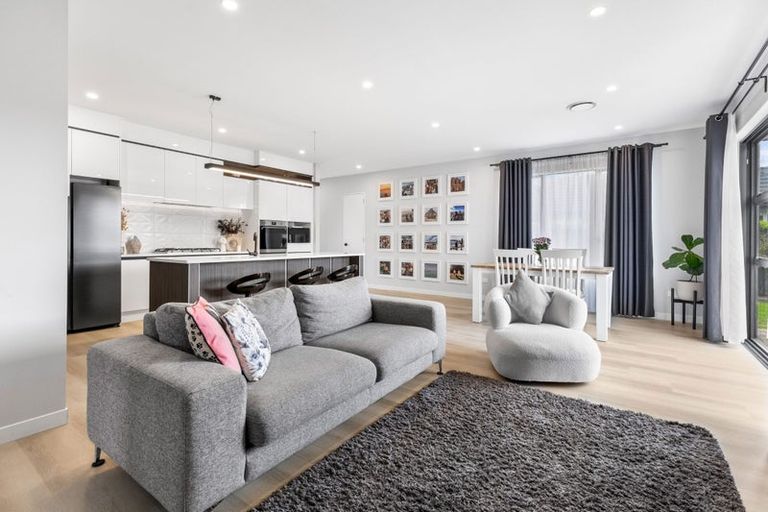 Photo of property in 202 Matua Road, Kumeu, 0810