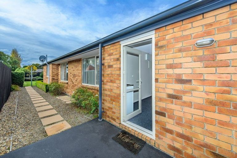 Photo of property in 12 Catkins Lane, Mairehau, Christchurch, 8052